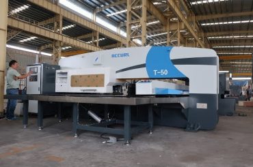 30 тонн CNC олшруулагч хэвлэлийн машины хувьд CNC гидравлик товруу цоолтуурын хэвлэлийн машин