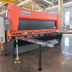 халуун борлуулалт QC11K CNC гидравлик guillotine хяргах машин